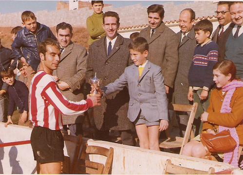 1970. Camp de futbol Llefià. Fons: Miguel Pietro