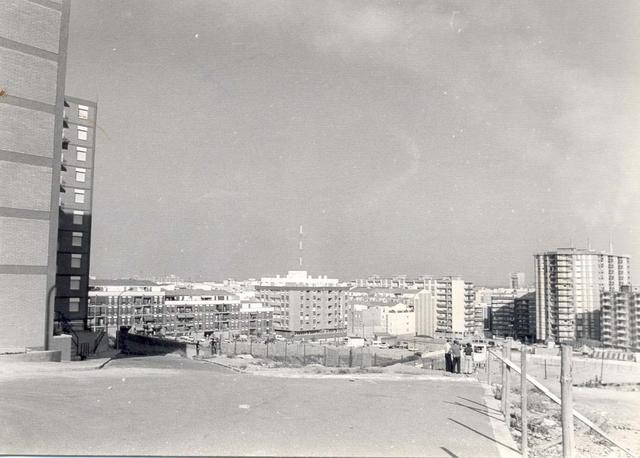 Anys 70. Vista general de Llefià