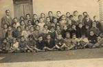 1948.  Alumnes del col·legi nacional de Llefià. Fons: Genís Rosa Martínez