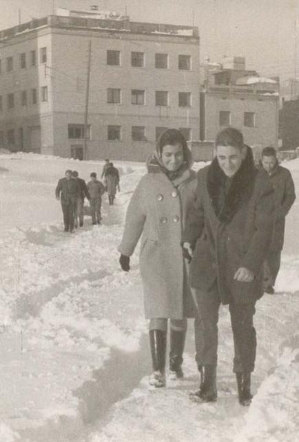 1962. Plaça Trafalgar nevada. Fons: Genís Rosa Martinez