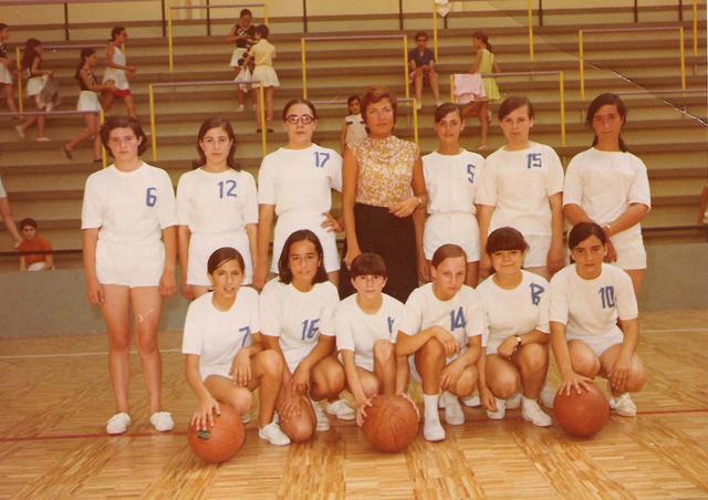 1970. Equip de bàsquet. Fons: Miquel Martinez